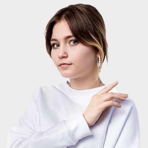 Анна Алексеевна М. - Ведет курс Figma: обучение дизайну с основ до профессионального уровня и еще 3 курса рис.1